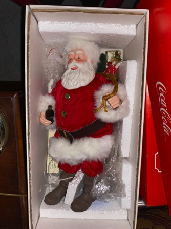 4441-1 € 112,50 coca cola santa doll met porseleinen delen.jpeg